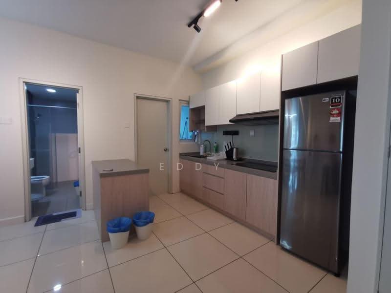 Kediaman Servis untuk Disewa di V Residence 3 @ Sunway Velocity - Eddy Hong - Kitchen - PropertyGuru.com.my