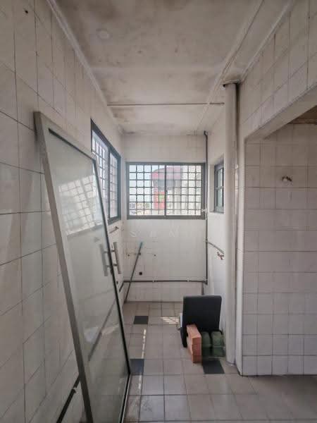 Shop / Office for Rent in Bandar Baru Menglembu (Menglembu) - Sam . - Interior - PropertyGuru.com.my
