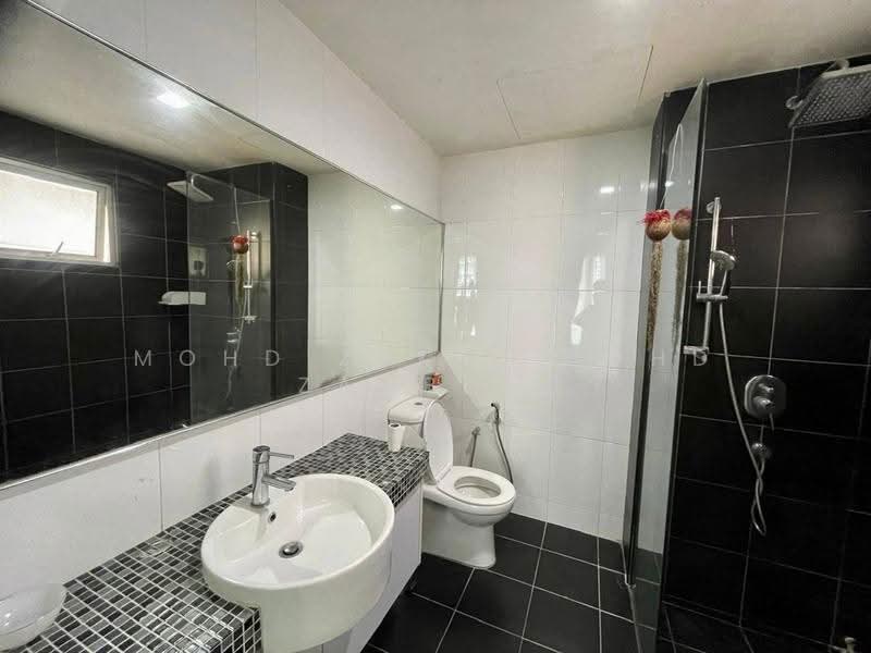 Condominium for Sale at Aston Kiara 3 - Mohd Zakri Mohd Zamberi - Bathroom - PropertyGuru.com.my
