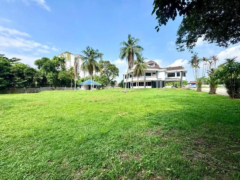 Commercial Bungalow for Rent in Kajang (Selangor) - Fahim Rustam - Exterior - PropertyGuru.com.my