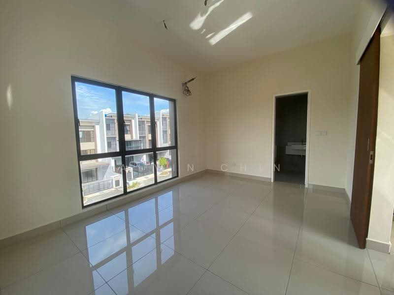 3-storey Terraced House for Sale in Ukay Bistari (Ulu Kelang) - calvin Chin - Interior - PropertyGuru.com.my