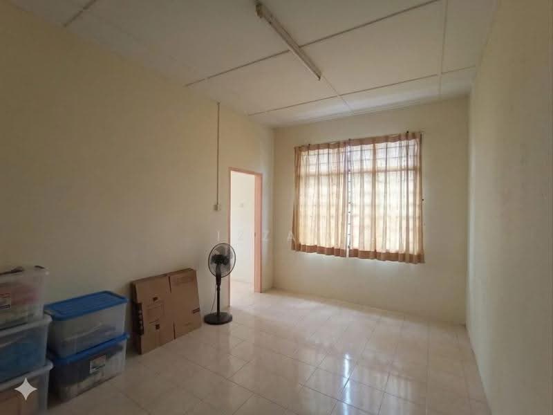 2-storey Terraced House for Sale in Bukit Ubi (Kuantan) - Izzat Azman - Interior - PropertyGuru.com.my