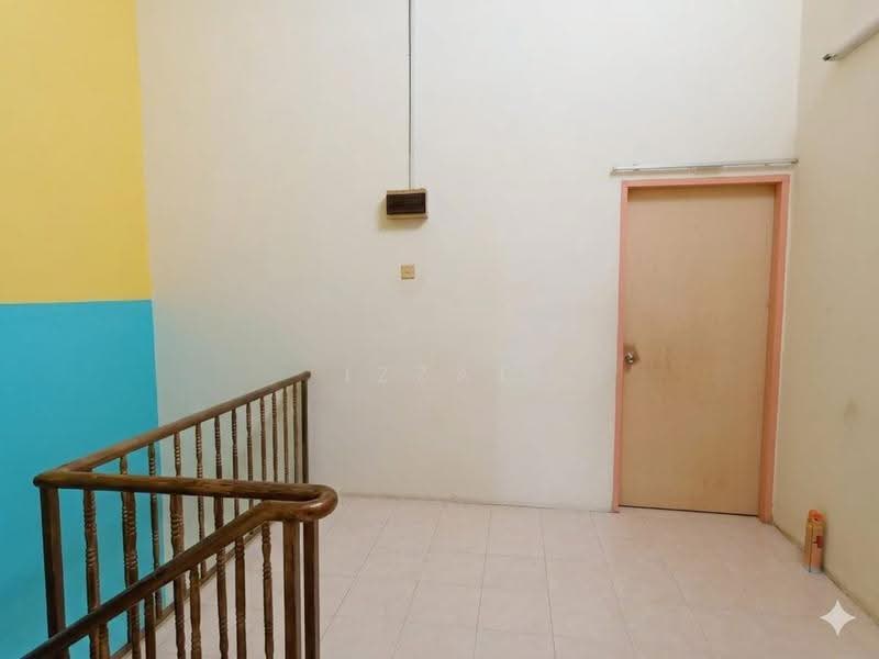 2-storey Terraced House for Sale in Bukit Ubi (Kuantan) - Izzat Azman - Interior - PropertyGuru.com.my