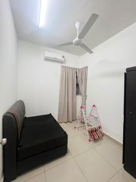 Pangsapuri untuk Disewa di Kalista Residence - Kah Hee Lim - Bedroom - PropertyGuru.com.my