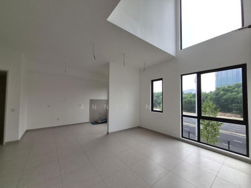 1.5-storey Terraced House for Rent in Petaling Jaya (Selangor) - Annie Ng - Living Room - PropertyGuru.com.my