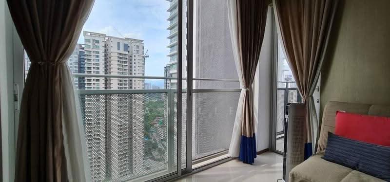 Kediaman Servis untuk Dijual di Verve Suites - Amelie Tan - Balcony - PropertyGuru.com.my