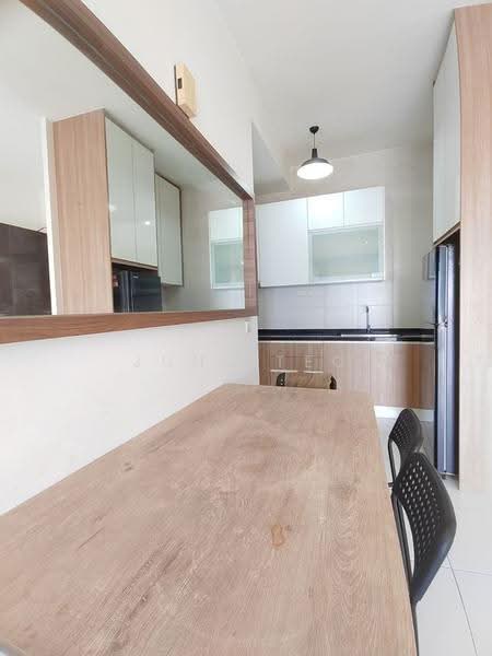 Kediaman Servis untuk Dijual di Sky Oasis Residence (Pangsapuri Oasis 1) - June Teo - Kitchen - PropertyGuru.com.my