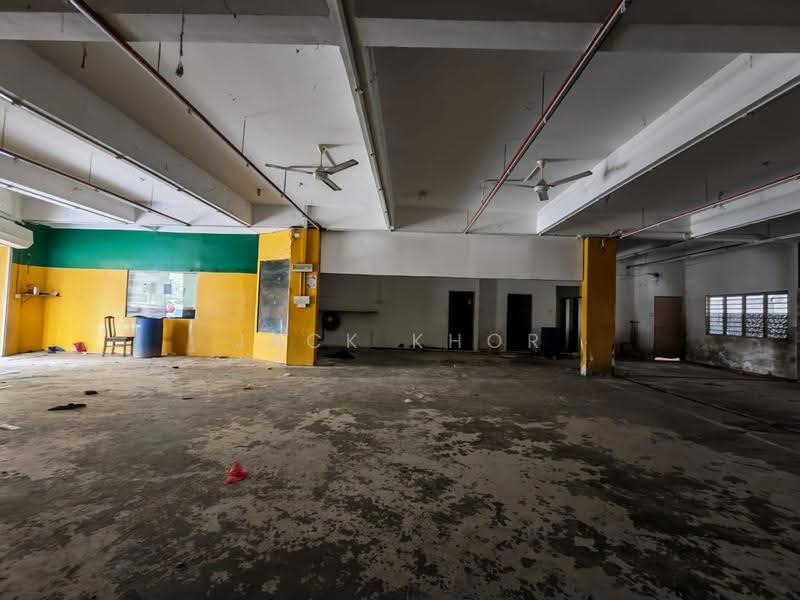 Shop / Office untuk Disewa di Setia Alam (Selangor) - Jack Khor Phor Jiing - Interior - PropertyGuru.com.my