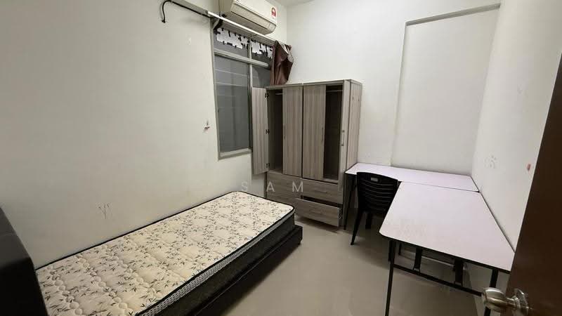 Pangsapuri untuk Dijual di Permai Jaya - Sam Yeoh - Bedroom - PropertyGuru.com.my