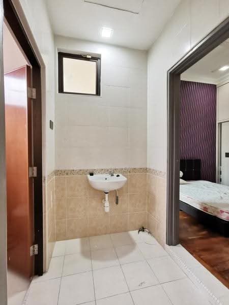 2.5-storey Terraced House for Rent in Taman Sutera Utama (Skudai) - Foo Jun Tao - Bedroom - PropertyGuru.com.my