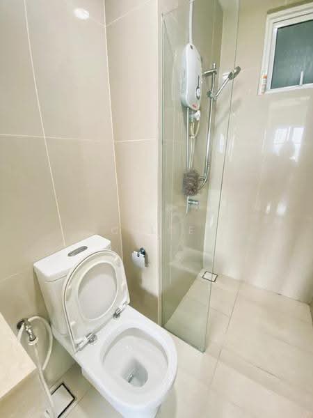 Kediaman Servis untuk Dijual di Sentul Village - Chloe Phuah - Bathroom - PropertyGuru.com.my