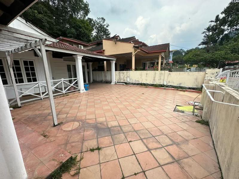 Rumah Teres 2-Tingkat untuk Disewa di Taman Melawati (Ulu Kelang) - Brackson Loh - Exterior - PropertyGuru.com.my