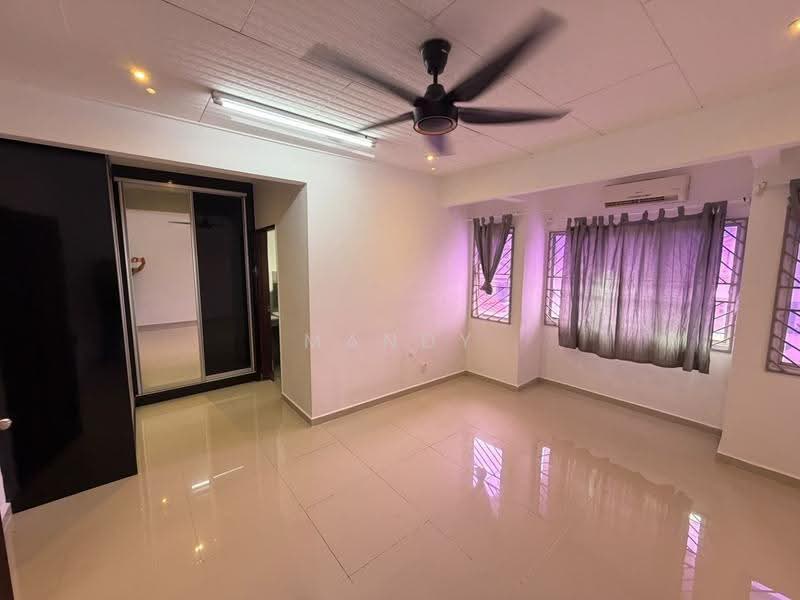Terraced House for Sale in Bandar Country Homes (Rawang) - Mandy Cheow - Interior - PropertyGuru.com.my
