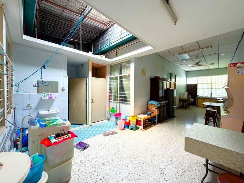 Rumah Teres 1-Tingkat untuk Dijual di Jelutong (Penang) - Jin Chuah - PropertyGuru.com.my