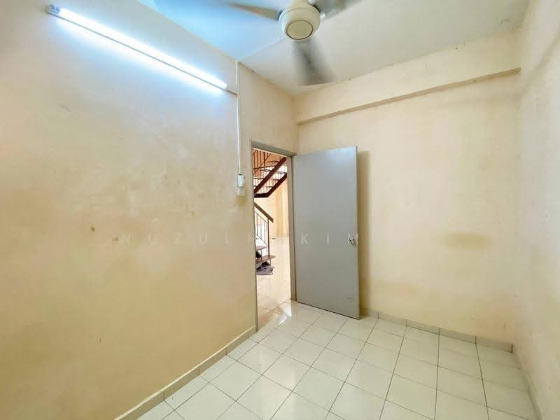2-storey Terraced House for Sale in Bandar Baru Bangi (Selangor) - NUZULHAKIMI . - Interior - PropertyGuru.com.my