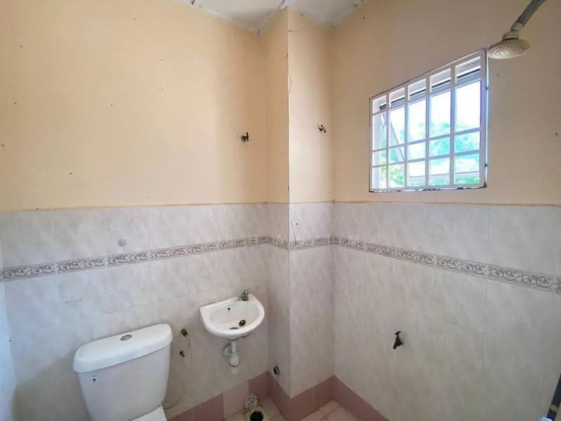 2-storey Terraced House for Sale in Bandar Baru Bangi (Selangor) - NUZULHAKIMI . - Bathroom - PropertyGuru.com.my
