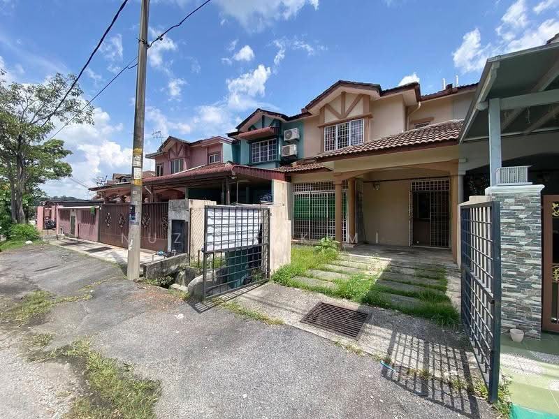 2-storey Terraced House for Sale in Bandar Baru Bangi (Selangor) - NUZULHAKIMI . - Exterior - PropertyGuru.com.my