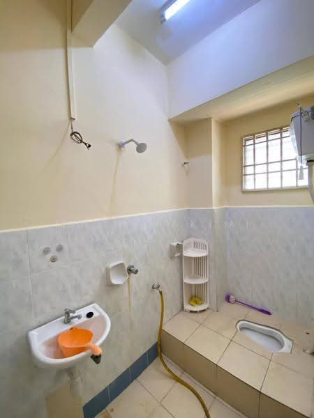 Rumah Teres 2-Tingkat untuk Dijual di Bandar Baru Bangi (Selangor) - NUZULHAKIMI . - Bathroom - PropertyGuru.com.my
