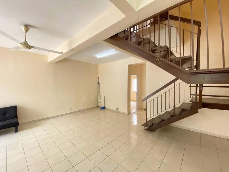 Rumah Teres 2-Tingkat untuk Dijual di Bandar Baru Bangi (Selangor) - NUZULHAKIMI . - Living Room - PropertyGuru.com.my