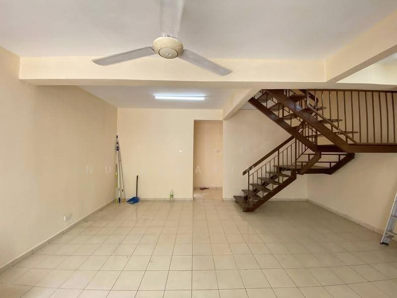 Rumah Teres 2-Tingkat untuk Dijual di Bandar Baru Bangi (Selangor) - NUZULHAKIMI . - Living Room - PropertyGuru.com.my