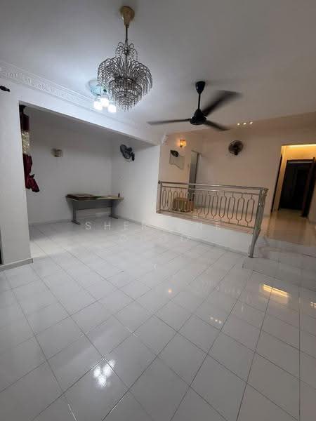 Pangsapuri untuk Disewa di Golf View - Sherlene Choo - Living Room - PropertyGuru.com.my