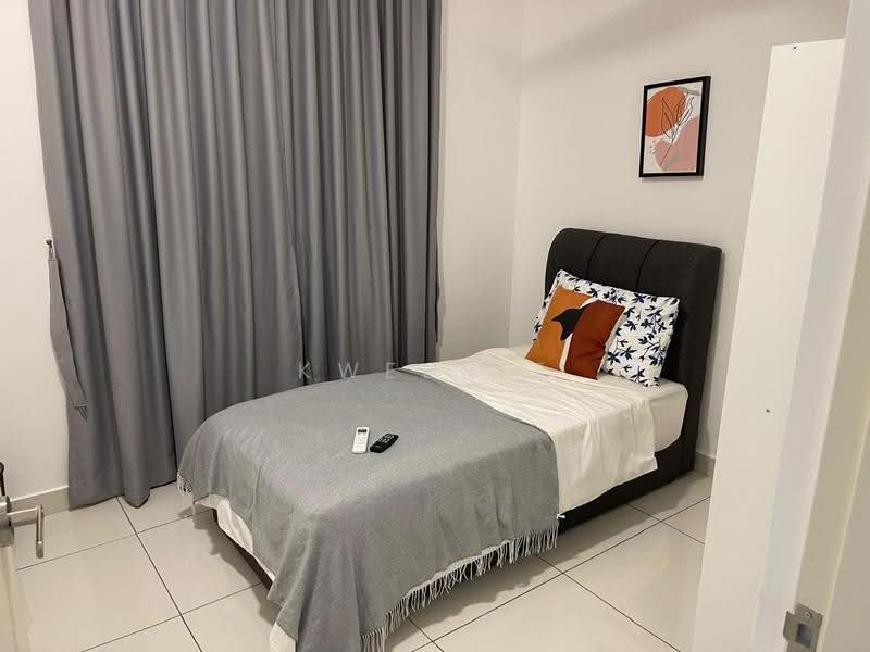 Kediaman Servis untuk Dijual di Parc 3 - Kweenie Chong - Bedroom - PropertyGuru.com.my