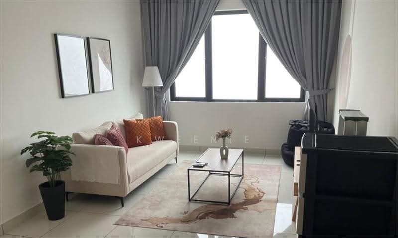 Kediaman Servis untuk Dijual di Parc 3 - Kweenie Chong - Living Room - PropertyGuru.com.my