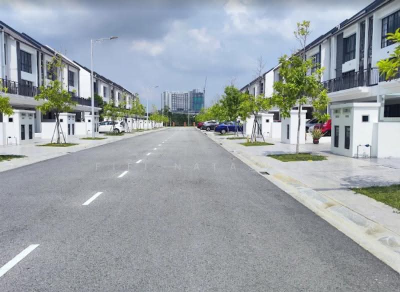 Rumah Bandar untuk Dijual di Sepang (Selangor) - Fifi Natasya - Exterior - PropertyGuru.com.my