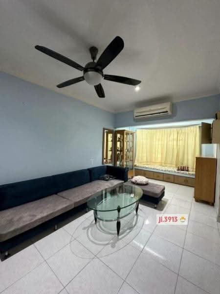 Rumah Teres 2-Tingkat untuk Dijual di Taman Sri Andalas (Klang) - Tom Lee - Living Room - PropertyGuru.com.my