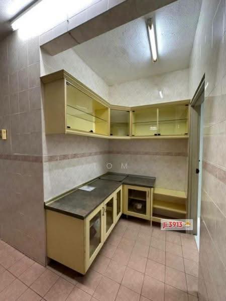 Rumah Teres 2-Tingkat untuk Dijual di Taman Sri Andalas (Klang) - Tom Lee - Kitchen - PropertyGuru.com.my