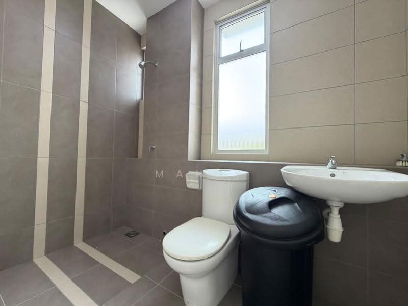 Rumah Teres untuk Dijual di Bandar Rimbayu (Telok Panglima Garang) - Mandy Cheow - Bathroom - PropertyGuru.com.my