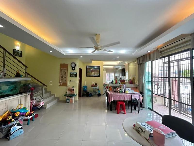 2.5-storey Terraced House for Sale in Sering Ukay (Ampang) - calvin Chin - Living Room - PropertyGuru.com.my
