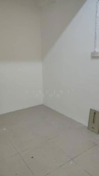 Shop for Sale in Selayang (Selangor) - Vincent Yeoh - Interior - PropertyGuru.com.my