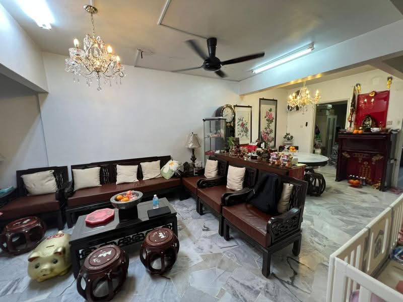2-storey Terraced House for Sale in Pjs 10 (Sunway) - Key Ling - Living Room - PropertyGuru.com.my