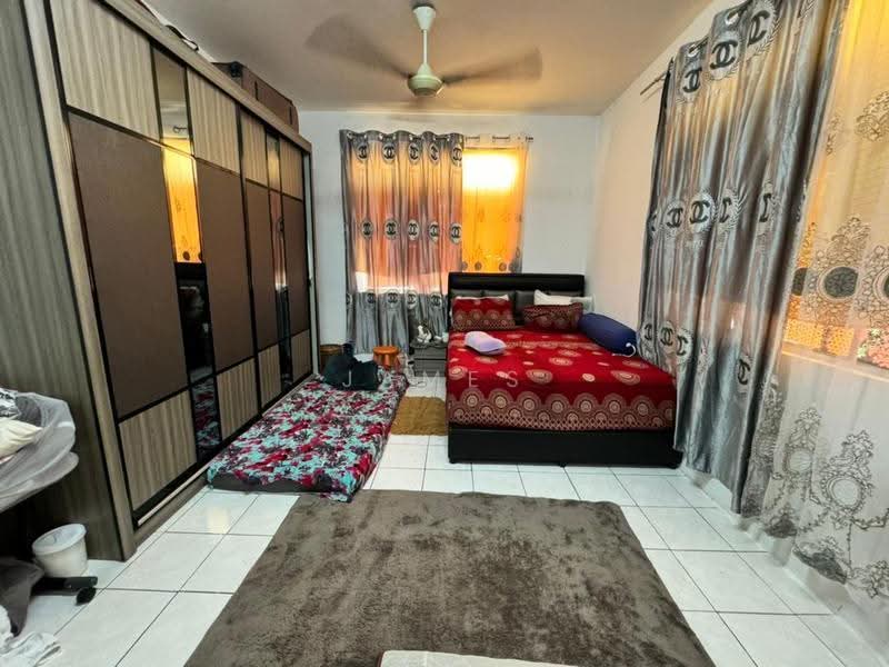 Condominium for Sale at Platinum Hill PV 5 - James Tan - Bedroom - PropertyGuru.com.my