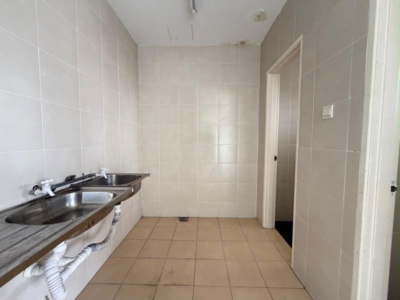 Shop / Office for Rent in Rawang (Selangor) - Mandy Cheow - Interior - PropertyGuru.com.my