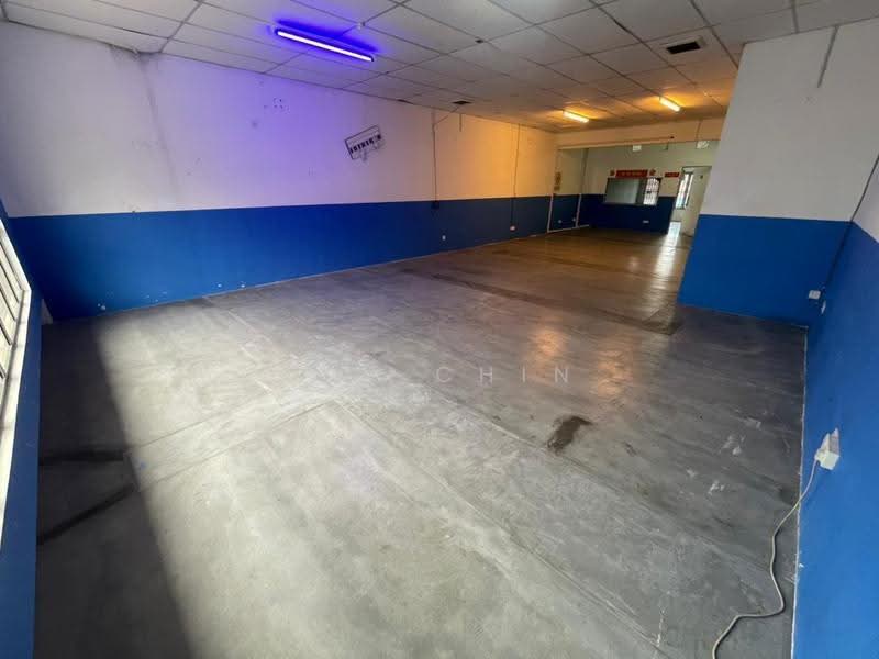 Shop / Office for Sale in Taman Putri Kulai (Kulai) - Kuu Chin - Interior - PropertyGuru.com.my