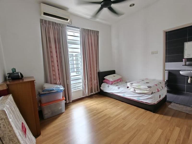 Cluster House for Sale in Taman Kempas Indah (Tebrau) - Wendy Tay - Bedroom - PropertyGuru.com.my