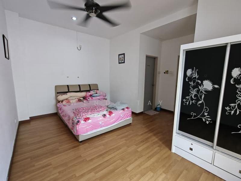 Cluster House for Sale in Taman Kempas Indah (Tebrau) - Wendy Tay - Bedroom - PropertyGuru.com.my