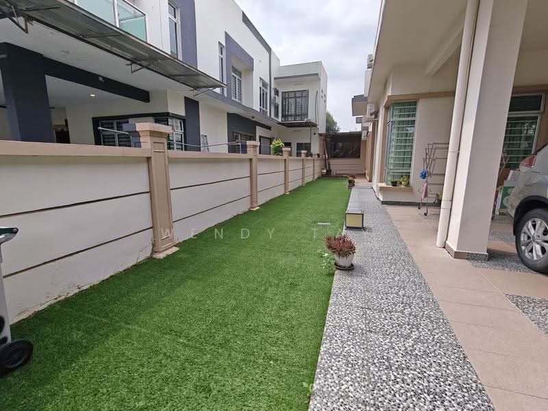Cluster House for Sale in Taman Kempas Indah (Tebrau) - Wendy Tay - Exterior - PropertyGuru.com.my