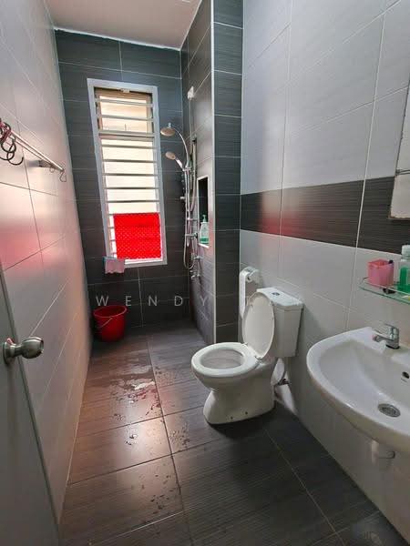 Cluster House for Sale in Taman Kempas Indah (Tebrau) - Wendy Tay - Bathroom - PropertyGuru.com.my