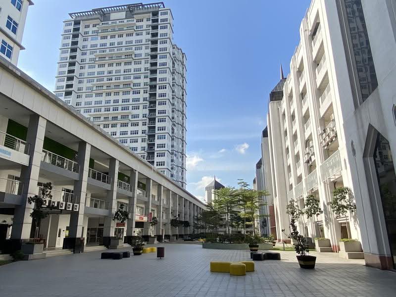 Shop / Office for Rent in Bandar Puteri Puchong (Puchong) - Kuro Chan - Exterior - PropertyGuru.com.my