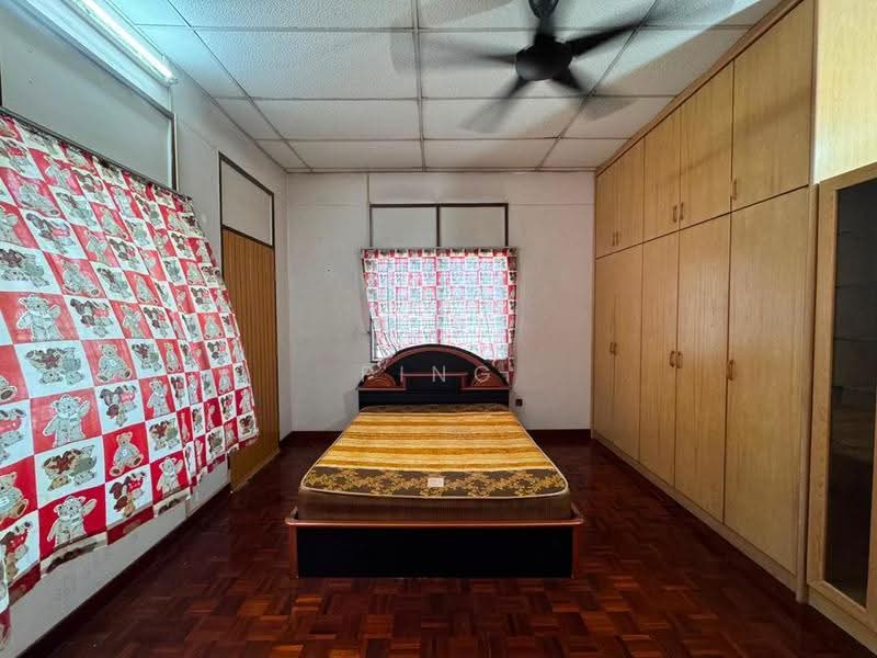 Rumah Teres 2-Tingkat untuk Dijual di Island Glades (Jelutong) - Ping Koay - Bedroom - PropertyGuru.com.my