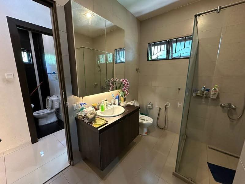 Rumah Berkembar untuk Dijual di Taman Melawati (Ulu Kelang) - Brackson Loh - Bathroom - PropertyGuru.com.my