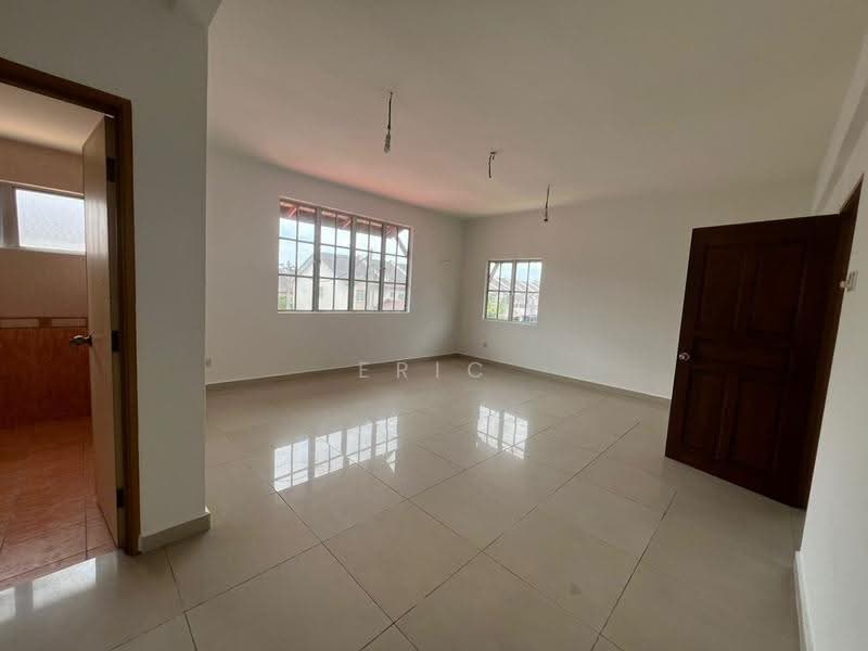Semi-Detached House for Sale in Bandar Tun Hussein Onn (Cheras) - Eric Tan - PropertyGuru.com.my