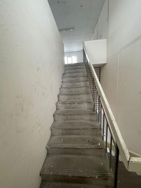 Kilang untuk Disewa di Taman Perindustrian Puchong (Puchong) - Vincent Lee - Interior - PropertyGuru.com.my