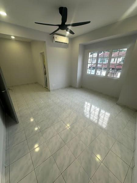 Rumah Teres 2-Tingkat untuk Disewa di Taman Putra Prima (Puchong) - Shanice Low - Interior - PropertyGuru.com.my