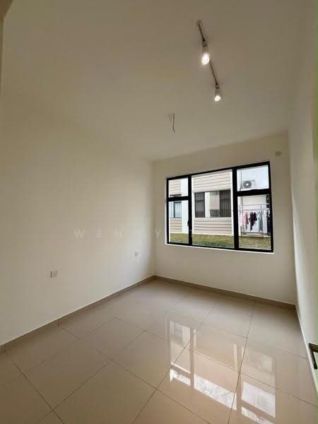 Rumah Teres 2-Tingkat untuk Dijual di Taman Damansara Aliff (Tampoi) - Wendy Tay - Interior - PropertyGuru.com.my