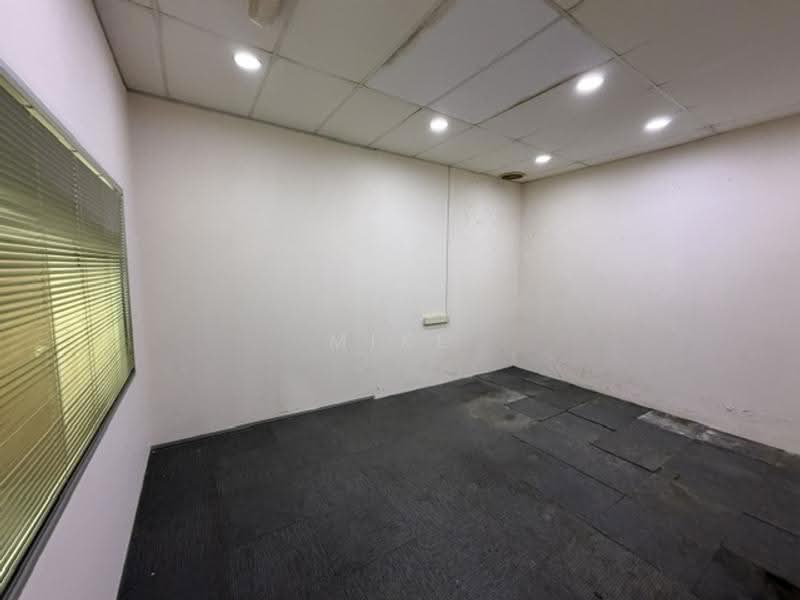 Shop for Rent in Alam Sutera (Bukit Jalil) - Mike Yap - Interior - PropertyGuru.com.my