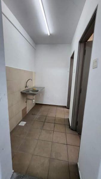Gudang untuk Disewa di Taman Perindustrian Air Hitam (Klang) - Tom Lee - Corridor - PropertyGuru.com.my